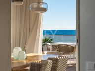 Villa for sale in Estepona