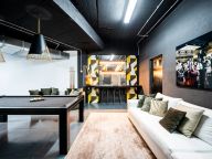 Villa for sale in Estepona