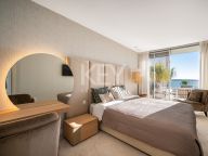 Villa for sale in Estepona