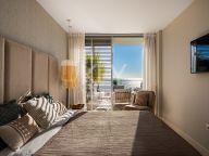 Villa for sale in Estepona