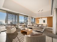 Villa for sale in Estepona