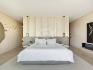 Villa for sale in El Madroñal, Benahavis