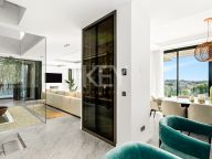 Villa for sale in Los Flamingos, Benahavis