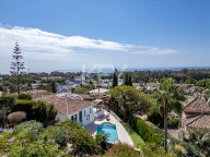 Villa for sale in Elviria, Marbella East