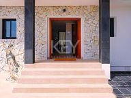 Villa for sale in Elviria, Marbella East