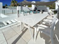 Adosado en alquiler en Vistas Marinas, Marbella Golden Mile