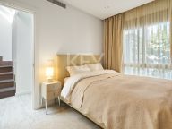 Adosado en alquiler en Vistas Marinas, Marbella Golden Mile