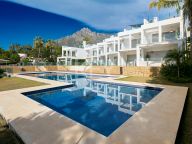 Adosado en alquiler en Vistas Marinas, Marbella Golden Mile