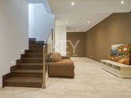 Adosado en alquiler en Vistas Marinas, Marbella Golden Mile