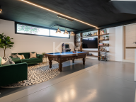 Villa en venta en New Golden Mile, Estepona