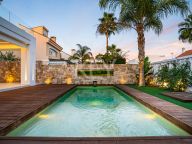 Villa en venta en New Golden Mile, Estepona