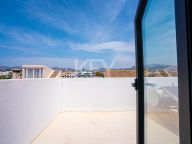 Villa en venta en New Golden Mile, Estepona