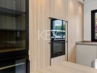 Villa en venta en New Golden Mile, Estepona