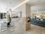 Villa for sale in El Rosario, Marbella East