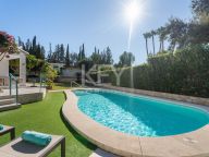 Villa for sale in El Rosario, Marbella East