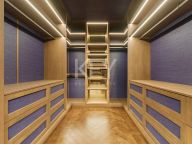 Villa for sale in El Madroñal, Benahavis