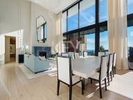 Villa for sale in El Madroñal, Benahavis