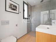 Villa for sale in El Madroñal, Benahavis