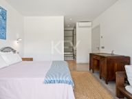 Villa for sale in El Madroñal, Benahavis