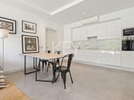 Villa for sale in El Madroñal, Benahavis