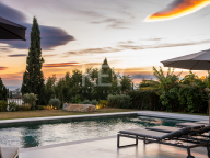 Villa for sale in Los Flamingos, Benahavis