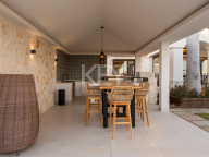 Villa for sale in Los Flamingos, Benahavis