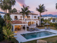 Villa for sale in Los Flamingos, Benahavis