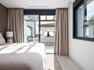 Villa for sale in Los Flamingos, Benahavis