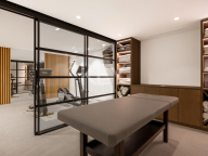 Villa for sale in Los Flamingos, Benahavis