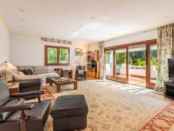 Villa for sale in New Golden Mile, Estepona