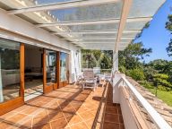 Villa for sale in New Golden Mile, Estepona