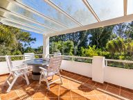 Villa for sale in New Golden Mile, Estepona
