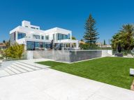 Вилла на продажу в Paraiso Alto, Бенахавис