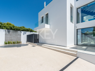 Вилла на продажу в Paraiso Alto, Бенахавис