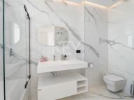 Вилла на продажу в Paraiso Alto, Бенахавис