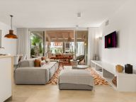 Apartamento en alquiler en Puente Romano, Marbella Golden Mile