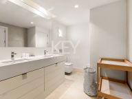 Apartamento en alquiler en Puente Romano, Marbella Golden Mile