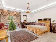 Villa en venta en Sierra Blanca, Marbella Golden Mile
