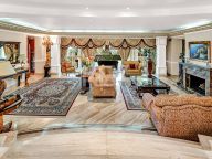 Villa en venta en Sierra Blanca, Marbella Golden Mile