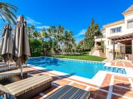 Villa en venta en Sierra Blanca, Marbella Golden Mile
