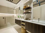 Villa en venta en La Quinta, Benahavis