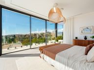 Villa for sale in La Quinta, Benahavis