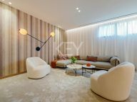 Villa for sale in La Quinta, Benahavis