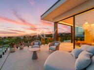 Villa for sale in La Quinta, Benahavis