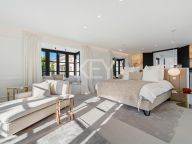 Villa en venta en La Cerquilla, Nueva Andalucia