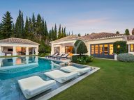 Villa en venta en La Cerquilla, Nueva Andalucia