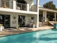 Villa en venta en Paraiso Alto, Benahavis