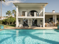 Villa en venta en Paraiso Alto, Benahavis