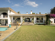 Villa en venta en Paraiso Alto, Benahavis