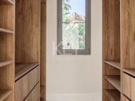 Villa en venta en Los Arqueros, Benahavis